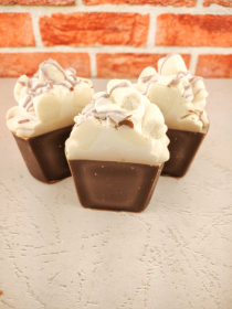 Hot Cocoa cupcake bar