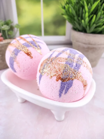 EVOLVE  Botanica Love Potion bath bomb